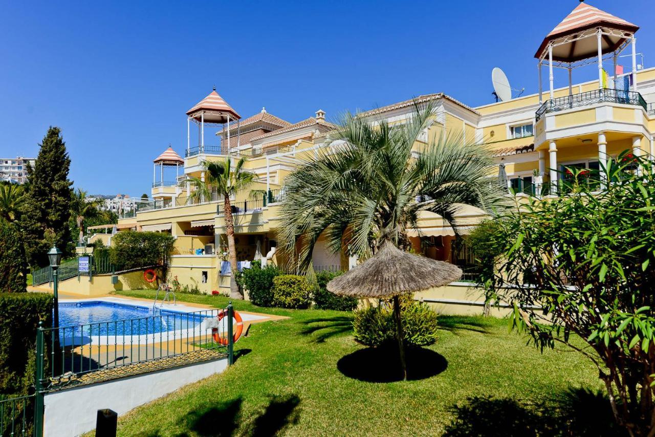 Refurbished 2-Bed Apartment Burriana Beach. Нерха Екстер'єр фото