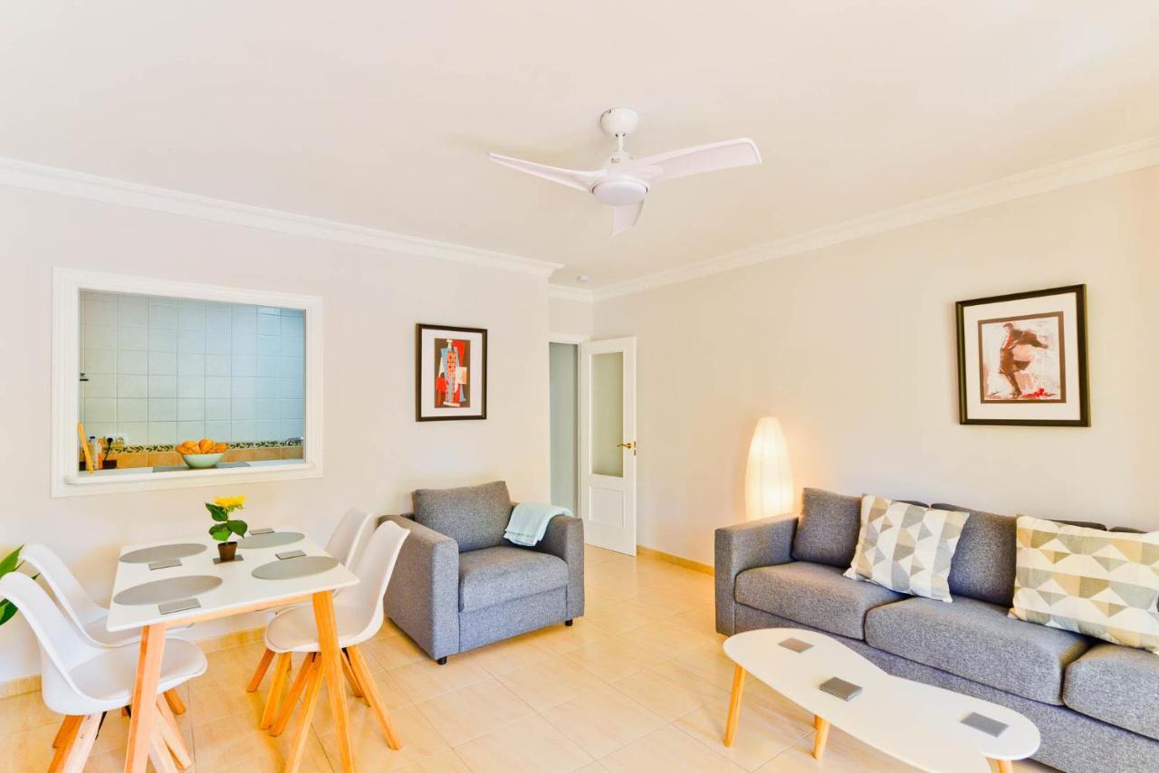 Refurbished 2-Bed Apartment Burriana Beach. Нерха Екстер'єр фото