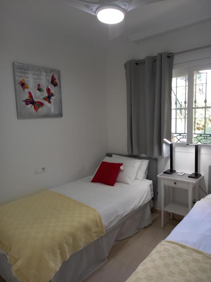 Refurbished 2-Bed Apartment Burriana Beach. Нерха Екстер'єр фото